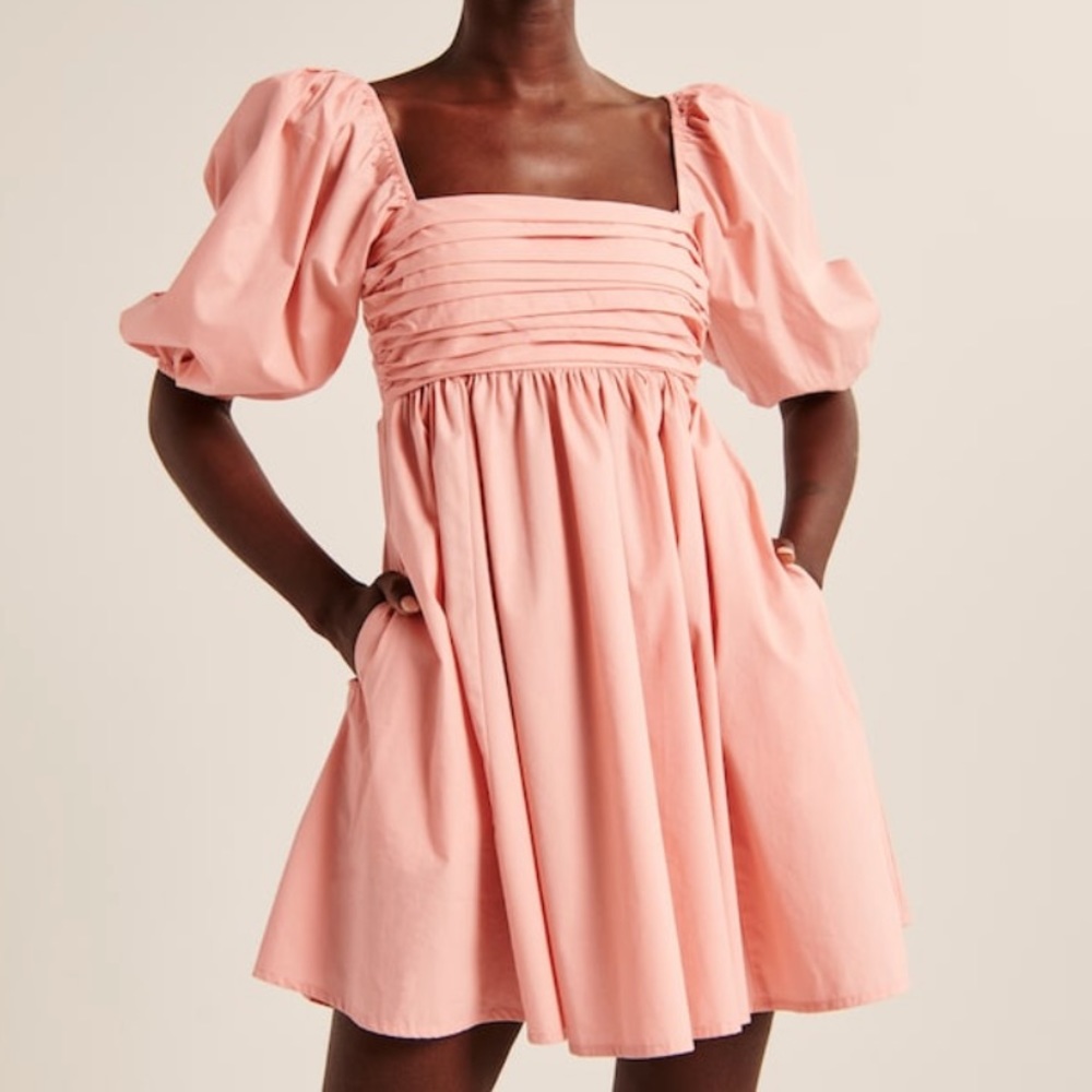 Abercrombie puff sleeve dress (baby blue)